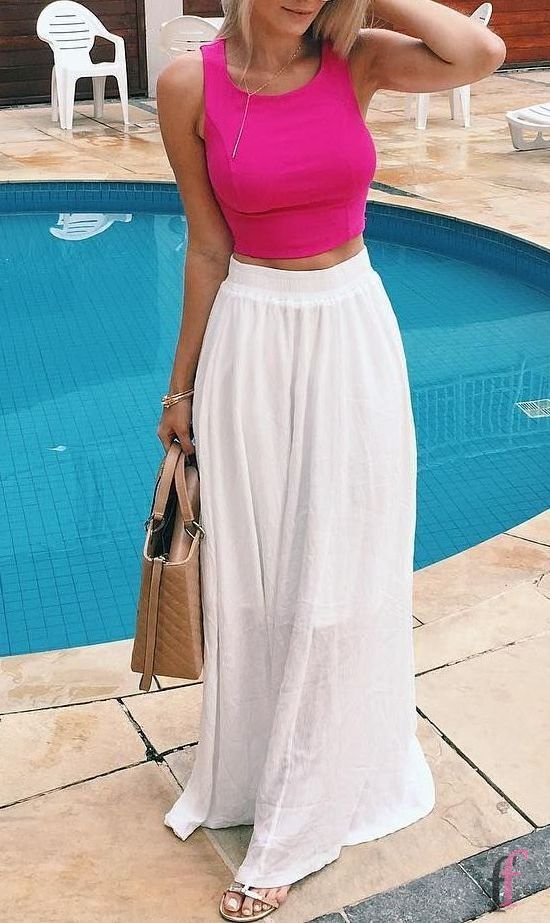 30+ best bohemian style ideas for you - don't follow fashion trends, you can start them! If you don't know where to begin when it comes to building up the boho-chick section of your closet, these boho outfits should serve as an excellent primer #boho #bohemian #dress #summer #outfits