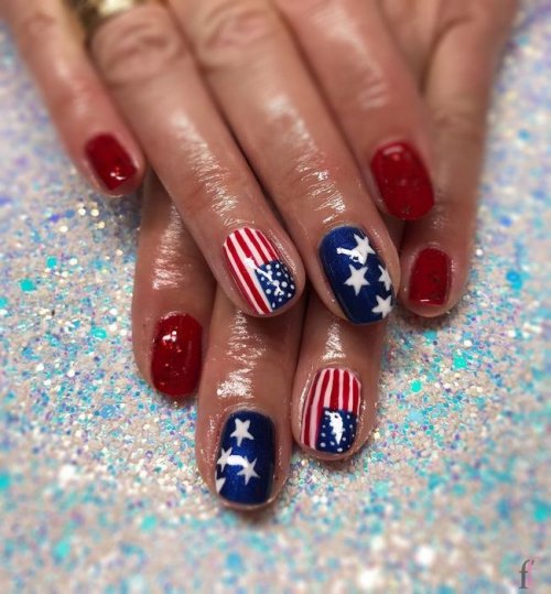 4th July is almost here! Check out the 20 best nail art designs for 4th of July 2018 we’ve rounded up to help you celebrate Independence Day. All of these nails designs are special in our opinion and we are happy to share best nail art designs with you. #Nail# NailArt #NailDesigns #4thofJuly #Patriotic