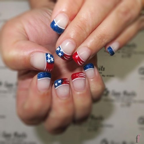 4th July is almost here! Check out the 20 best nail art designs for 4th of July 2018 we’ve rounded up to help you celebrate Independence Day. All of these nails designs are special in our opinion and we are happy to share best nail art designs with you. #Nail# NailArt #NailDesigns #4thofJuly #Patriotic