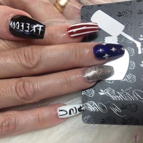 We are so excited to share with you girls this awesome Patriotic, Cute and Easy Nail Designs for 4th of July 2018. Stay tuned for more! #Nail #NailArt #NailDesigns #4thofJuly #Patriotic