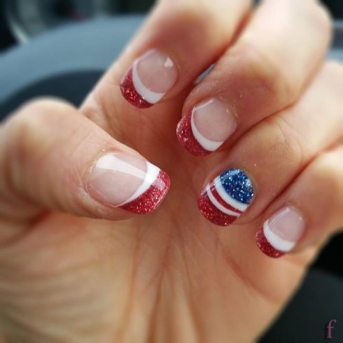 We’ve rounded up some of our favorite and easy 4th of July nail art ideas, so your nails will get more attention than the fireworks! #Nail #NailArt #NailDesigns #4thofJuly #Patriotic