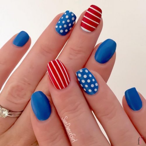We’ve rounded up some of our favorite and easy 4th of July nail art ideas, so your nails will get more attention than the fireworks! #Nail #NailArt #NailDesigns #4thofJuly #Patriotic