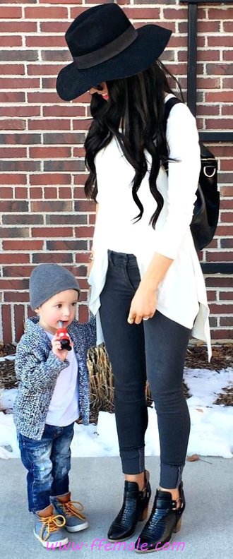 Awesome And Pretty Warderobe - fashionaddict, posing, graceful
