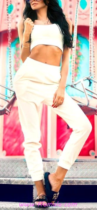 Awesome and relaxed outfit idea - posing, modern, clothes, attractive