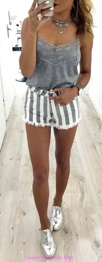 Best glamour and trendy look - posing