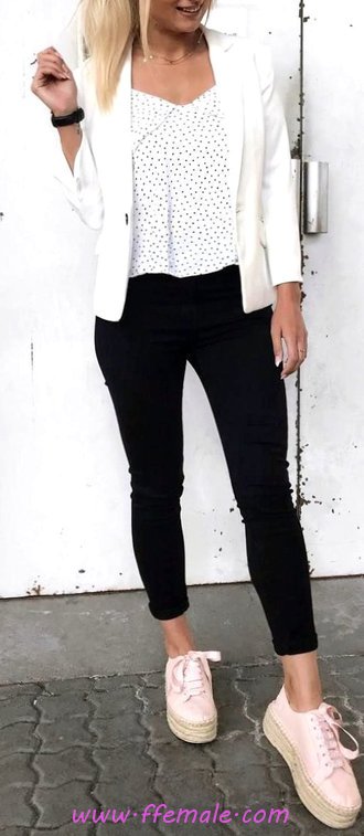 Glamour And Lovely Fall Wardrobe Glamour And Lovely Fall Wardrobe - model, modern, cool, wearing