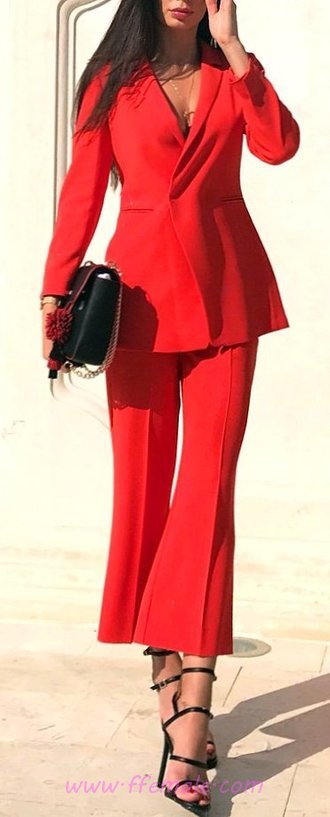Relaxed Comfortable Fashion Relaxed & Comfortable Fashion - cool, trendsetter, posing, modern