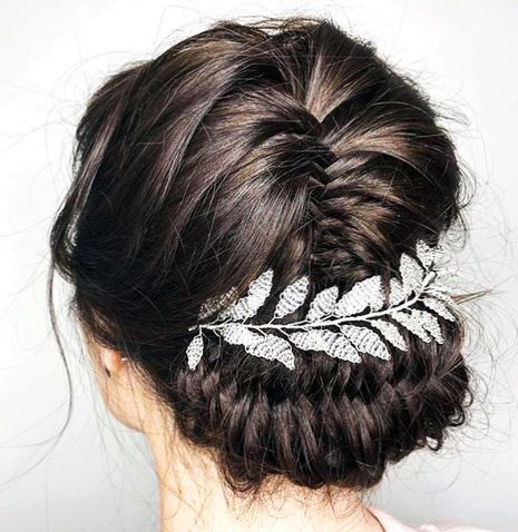 Romantic Bridal Hairstyle - coolbride, picoftheday, weddingstyle, bridalhairaccessories