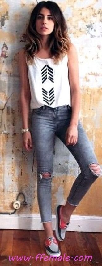 Top comfortable and hot look - fashion , denim