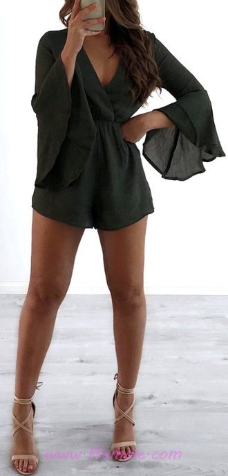 Classic And Shiny Sunny Dress Classic And Shiny Sunny Dress - fashionable, popular, attractive, flashy