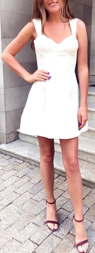 Cute Comfortable Hot Day Dress Cute & Comfortable Hot Day Dress - elegance, sweet, modern